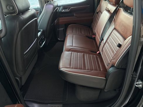 Used 2024 GMC Sierra 1500 Denali Ultimate image 30