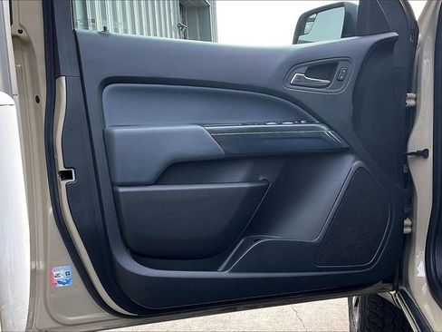 Used 2022 Chevrolet Colorado Z71 image 23