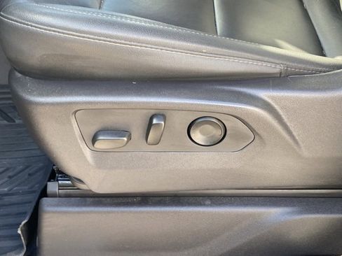 Used 2024 Chevrolet Silverado 1500 LT Trail Boss w/ Convenience Package II image 30