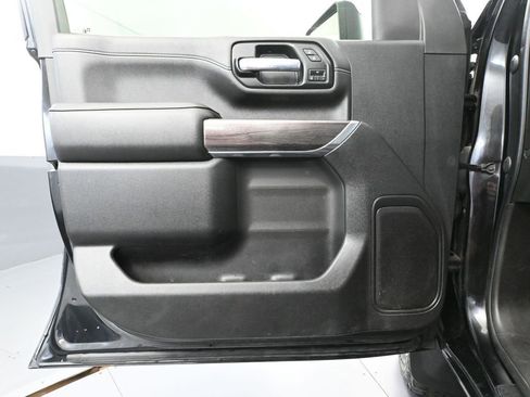 Used 2021 Chevrolet Silverado 2500 LTZ image 22