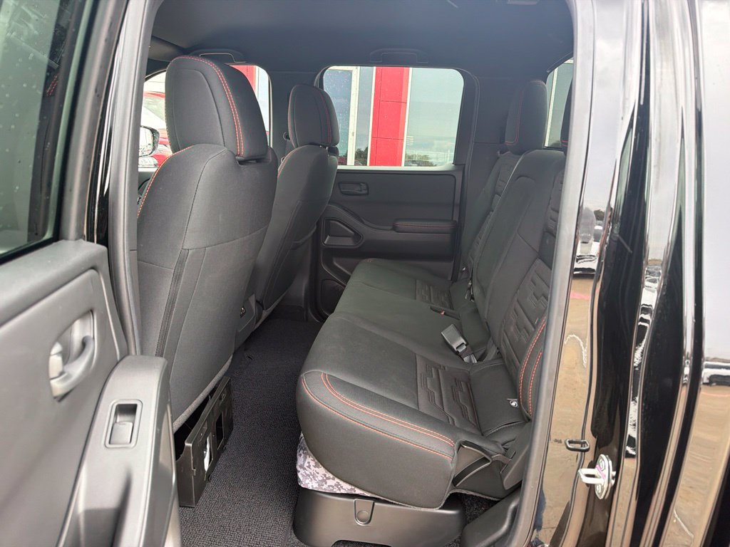 Used 2026 Nissan Frontier PRO-4X w/ Tow Package AWD/4WD image 15