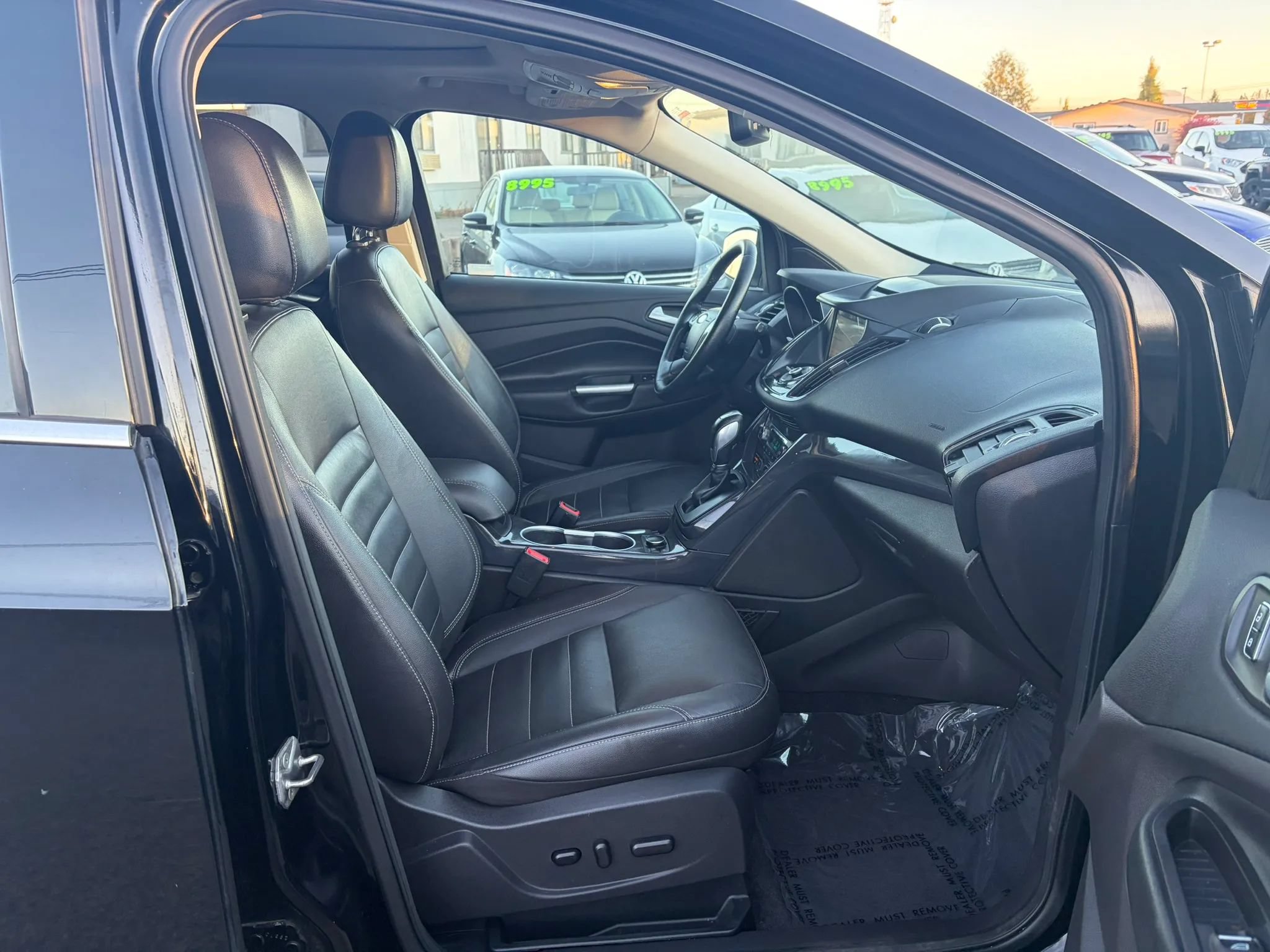 Used 2016 Ford Escape Titanium w/ Equipment Group 301A AWD/4WD image 17