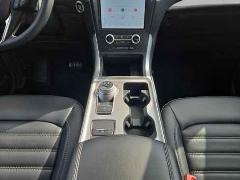 Certified 2024 Ford Edge SEL w/ Convenience Package image 20