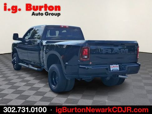 New 2026 RAM 3500 Big Horn AWD/4WD image 3
