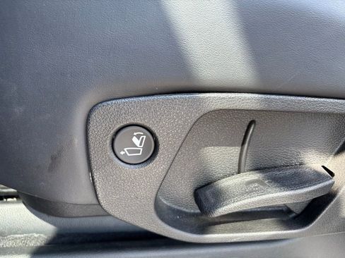 Used 2023 Kia Telluride LX FWD image 18