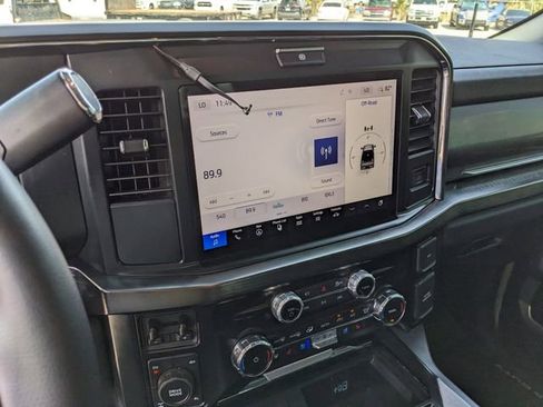 Used 2025 Ford F350 Lariat image 23