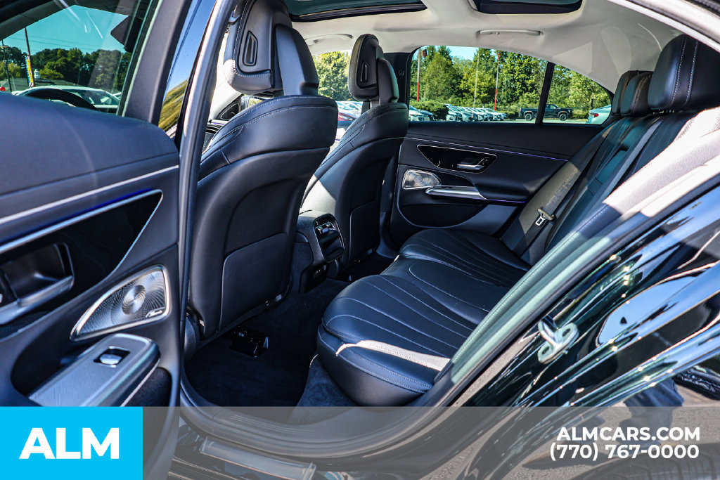 Used 2024 Mercedes-Benz E 350 4MATIC Sedan w/ Driver Assistance Package image 18