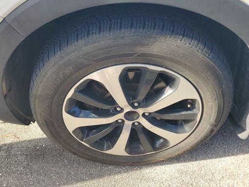 Used 2016 Kia Sorento EX FWD image 3