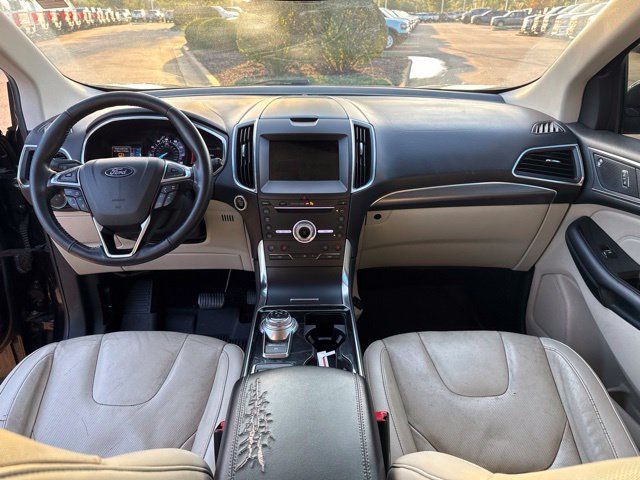 Used 2019 Ford Edge Titanium w/ Equipment Group 301A FWD image 24