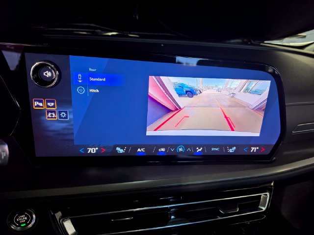 Used 2026 Chevrolet Traverse LT FWD image 33