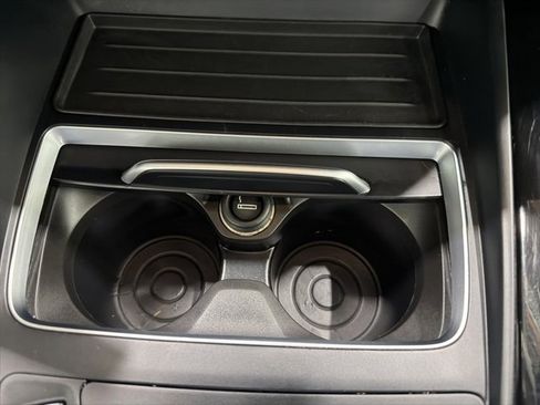 Used 2018 BMW 230i xDrive Convertible image 36