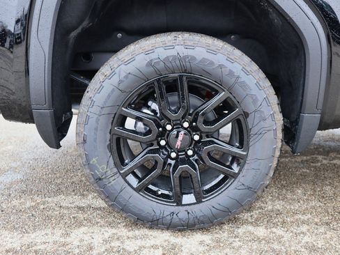 New 2026 GMC Sierra 1500 Elevation image 32