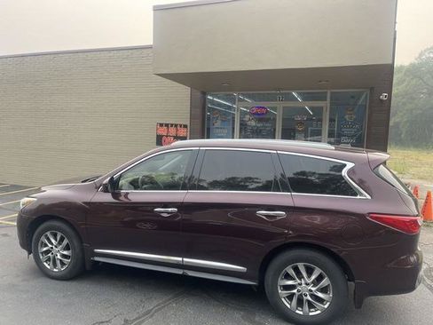 Used 2013 INFINITI JX35 AWD image 9