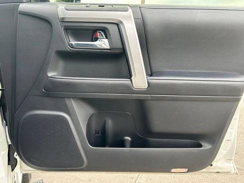 Used 2023 Toyota 4Runner Limited AWD/4WD image 31