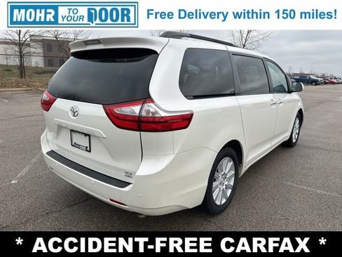 Used 2017 Toyota Sienna XLE Premium image 5