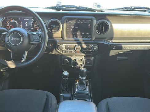 Used 2022 Jeep Wrangler Unlimited Sport w/ Sun And Sound Package AWD/4WD image 19