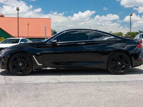 Used 2017 INFINITI Q60 3.0t w/ Premium Plus Package 3.0T RWD image 4