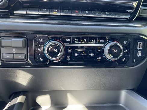New 2026 Chevrolet Silverado 2500 ZR2 AWD/4WD image 19