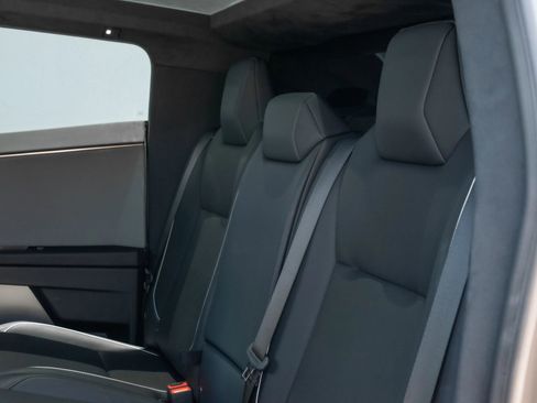 Used 2025 Tesla Cybertruck AWD Crew Cab image 17