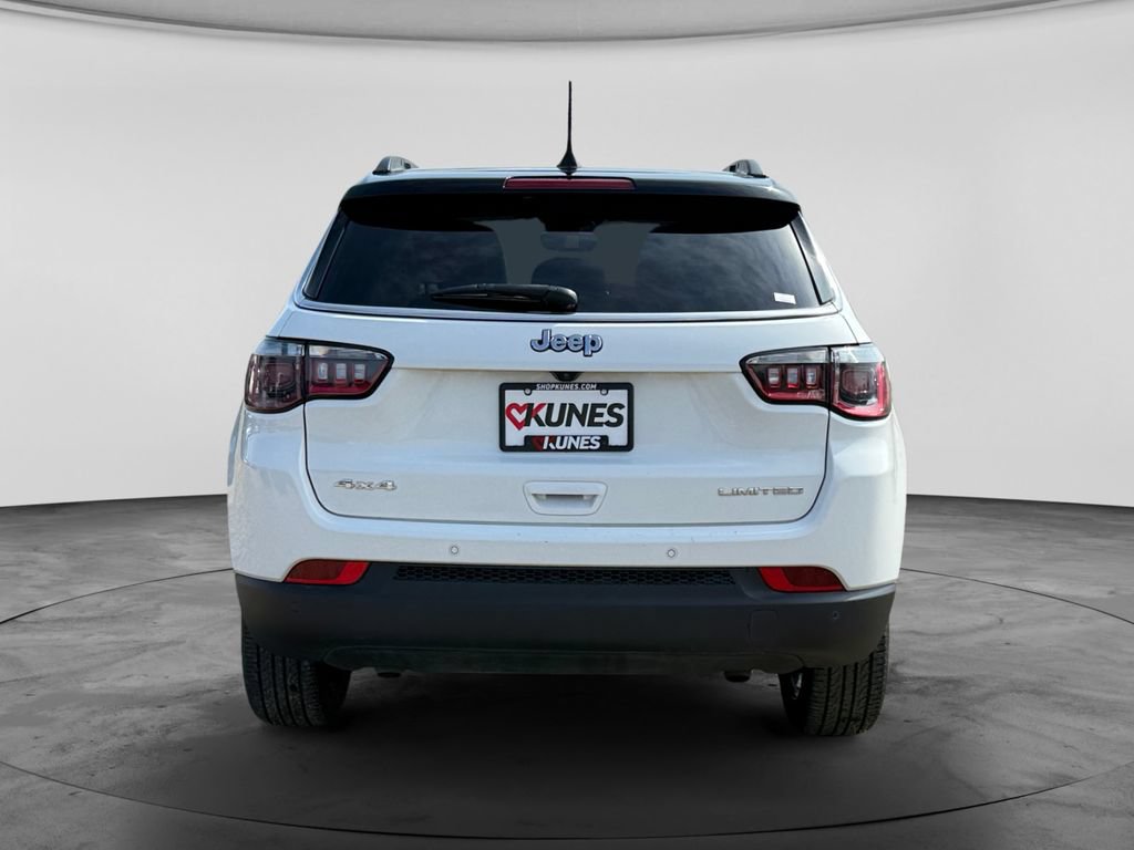 Used 2025 Jeep Compass Limited AWD/4WD image 9