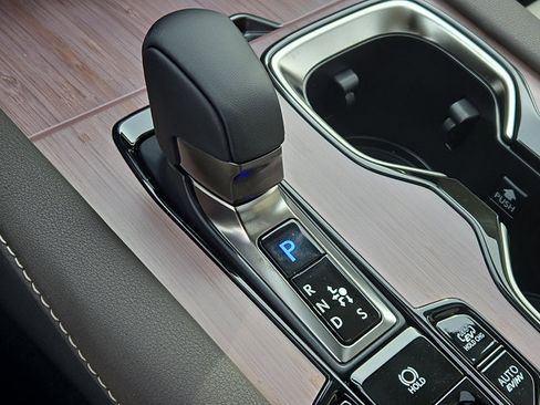 New 2025 Lexus RX 450h AWD w/ Luxury Package image 11