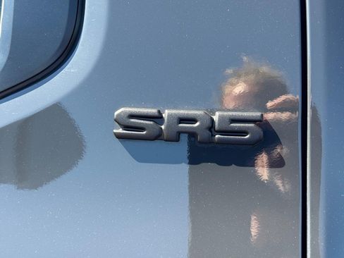 Certified 2025 Toyota Tacoma SR5 AWD/4WD image 6