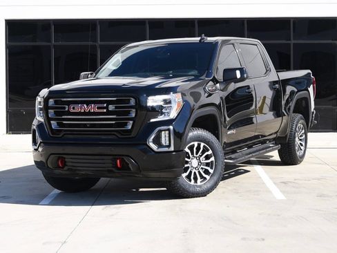 Used 2020 GMC Sierra 1500 AT4 w/ AT4 Premium Package image 3