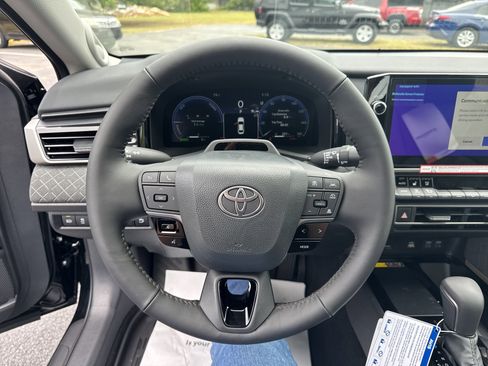 New 2026 Toyota Camry XLE AWD/4WD image 16