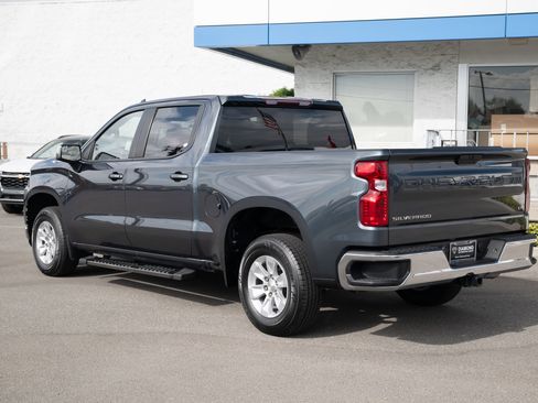 Used 2021 Chevrolet Silverado 1500 LT image 6