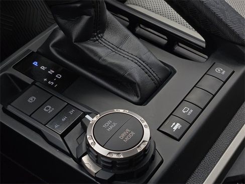 Certified 2024 Toyota Tacoma Limited w/ Limited Package (LT) image 21