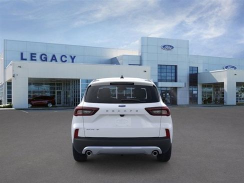 New 2026 Ford Escape Active image 5