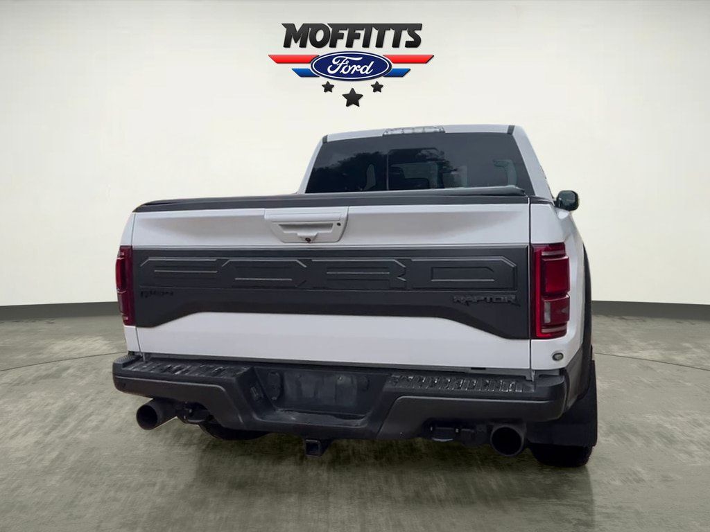 Used 2018 Ford F150 Raptor w/ Equipment Group 802A Luxury AWD/4WD image 4