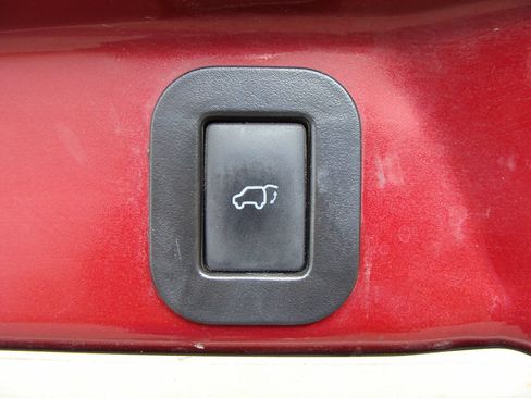 Used 2014 Toyota Sienna XLE FWD image 36