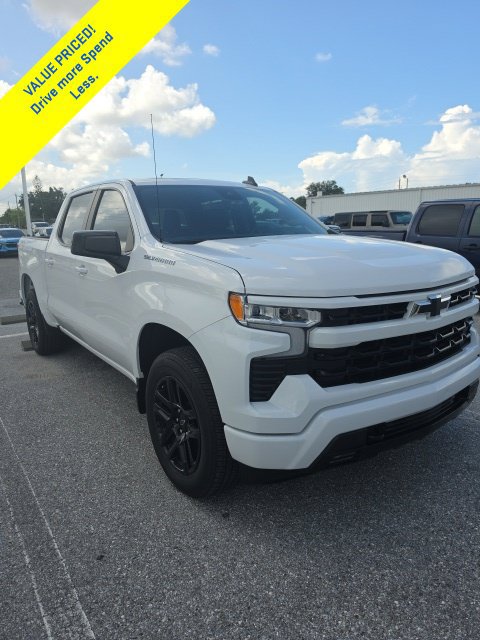 Used 2024 Chevrolet Silverado 1500 RST w/ Convenience Package II AWD/4WD image 1