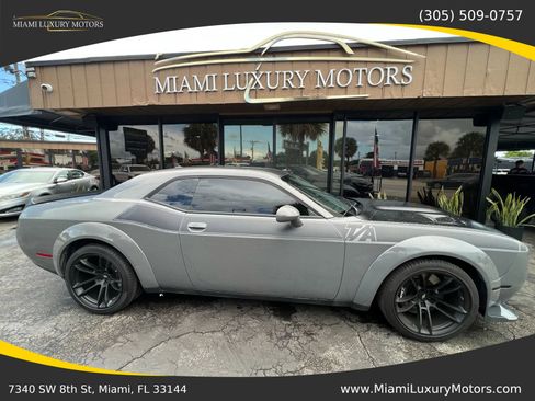 Used 2023 Dodge Challenger R/T Scat Pack image 3