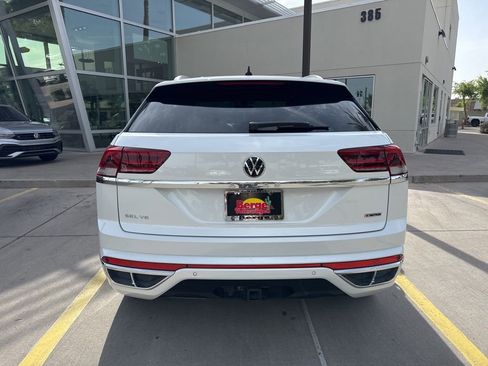 Used 2022 Volkswagen Atlas Cross Sport SEL Premium R-Line image 3