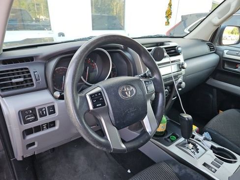 Used 2010 Toyota 4Runner Limited RWD image 9