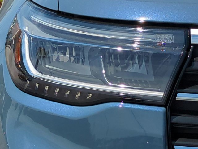 New 2026 Ford Explorer Active RWD image 10