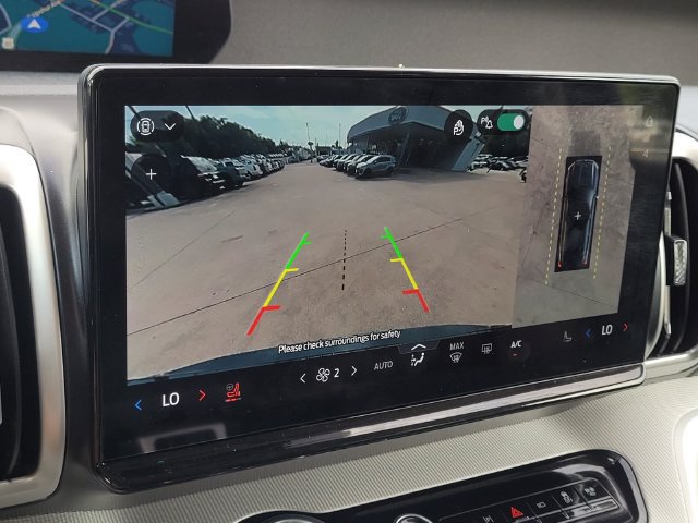 Used 2025 Ford Expedition Active RWD image 27