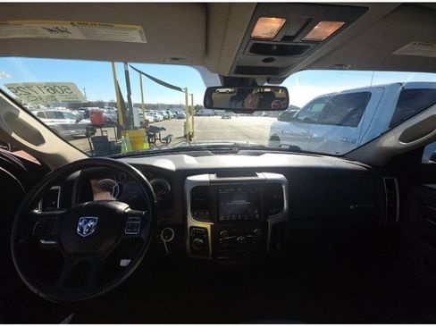 Used 2019 RAM 1500 Big Horn image 13