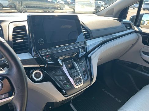 Used 2022 Honda Odyssey Elite image 15