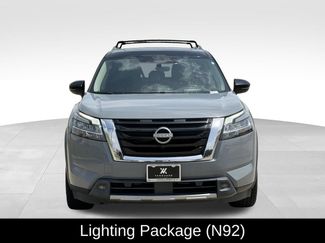 Used 2023 Nissan Pathfinder Platinum w/ Lighting Package (N92) AWD/4WD video 3