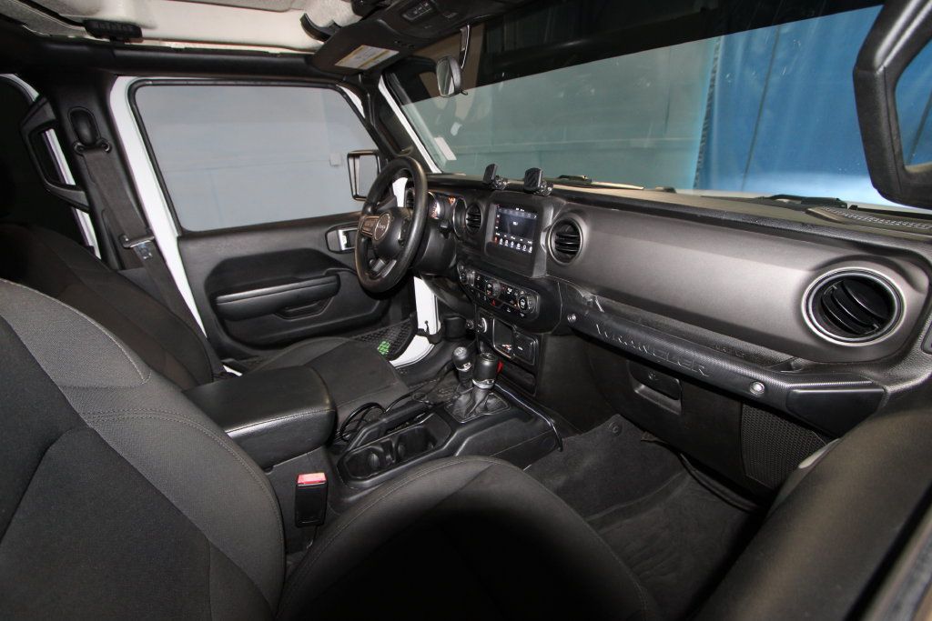 Used 2022 Jeep Wrangler Unlimited Sport AWD/4WD image 19