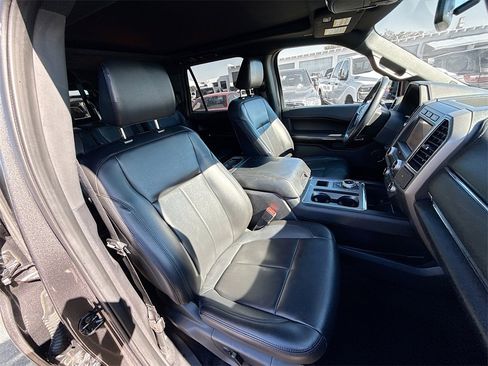 Used 2021 Ford Expedition XLT image 33