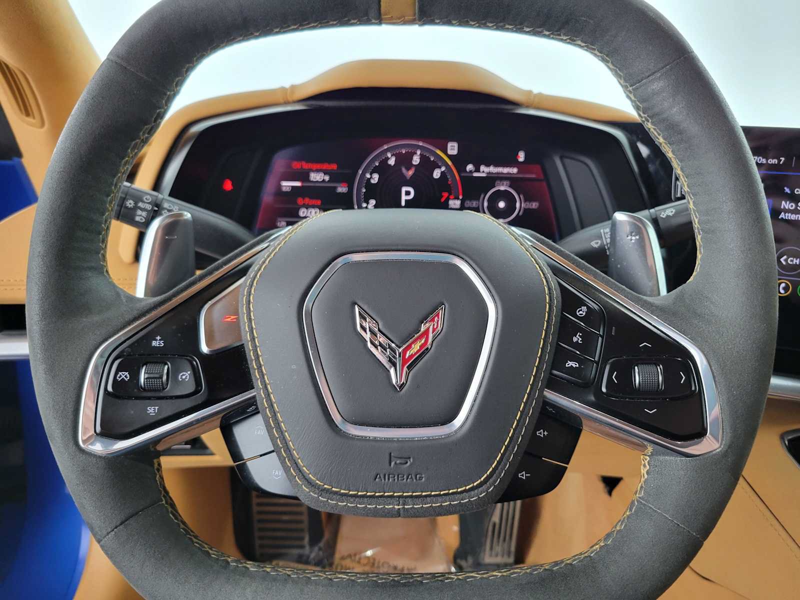 Used 2022 Chevrolet Corvette Stingray Premium Cpe w/ Battery Protection Package RWD image 18