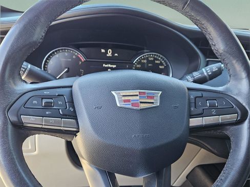 Used 2022 Cadillac XT4 Luxury w/ Driver Awareness Package image 21