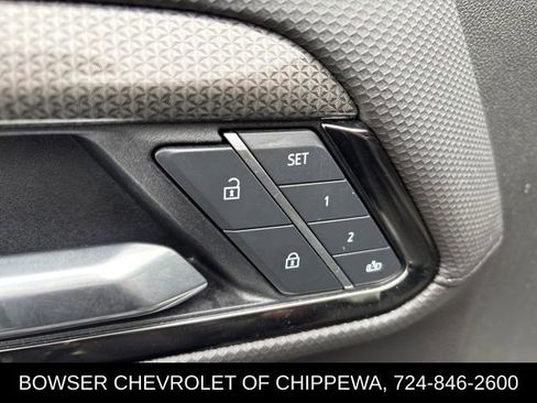 Used 2025 Chevrolet Silverado 2500 ZR2 w/ Technology Package image 14