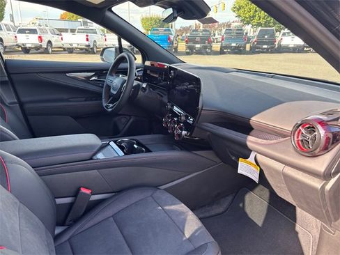 New 2025 Chevrolet Blazer EV RS image 42