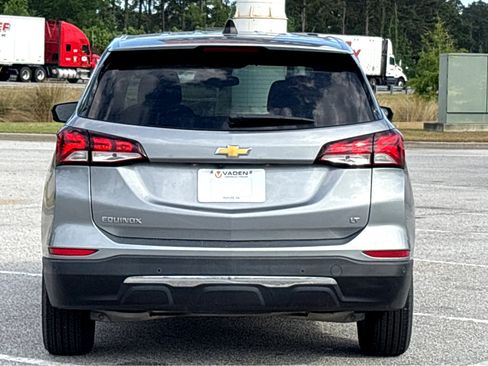 Used 2023 Chevrolet Equinox LT FWD image 17