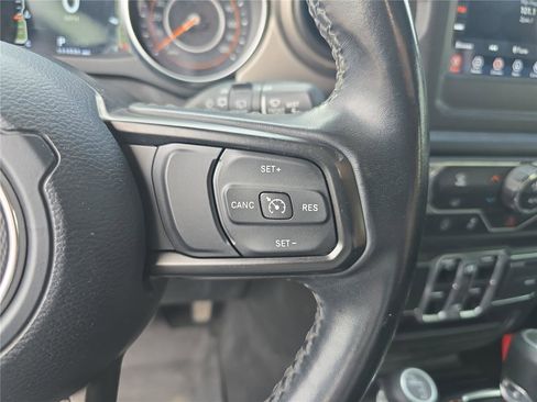 Used 2021 Jeep Wrangler Unlimited Sport AWD/4WD image 31